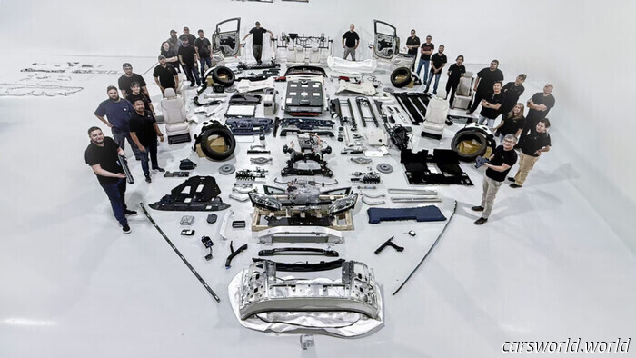 Faraday Future Has Just Begun Manufacturing Its Luxurious Minivan, But Marketing It Is a Different Challenge | Carscoops